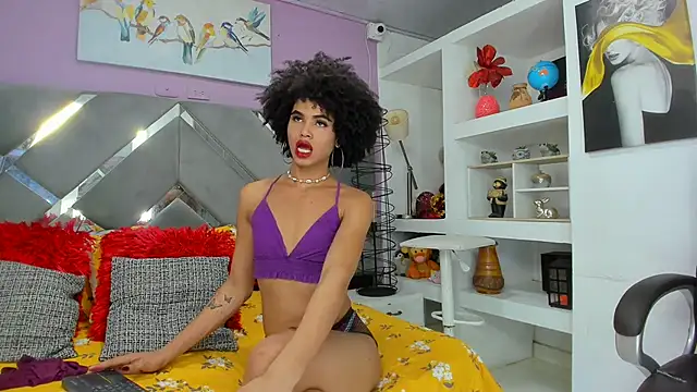 Snapshot of Zaira_sofiaa chatting on 9, 5, 2026 Zaira sofiaa online show from 9, 5, 2026