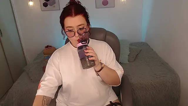 Snapshot of selene_rouse_ chatting on 20, 6, 2026 selene rouse online show from 20, 6, 2026