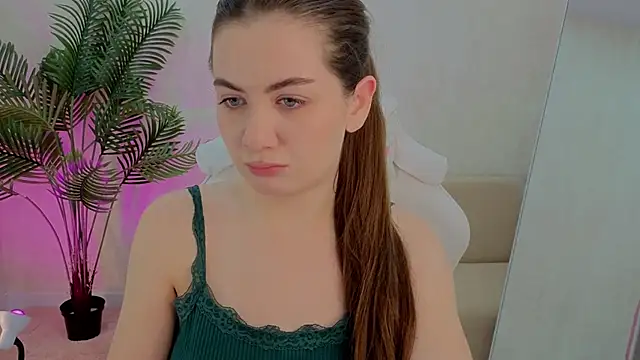 Snapshot of Lilia_Crown chatting on 24, 11, 2025 Lilia Crown online show from 24, 11, 2025