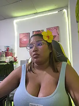 Snapshot of morena-2025 chatting on 30, 5, 2026 morena-2025 online show from 30, 5, 2026