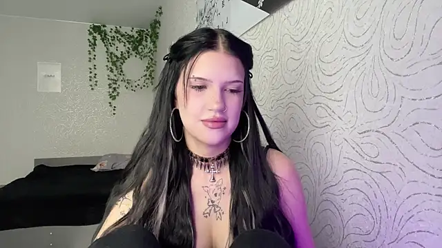 Snapshot of JuliaElse chatting on 17, 11, 2025 JuliaElse online show from 17, 11, 2025