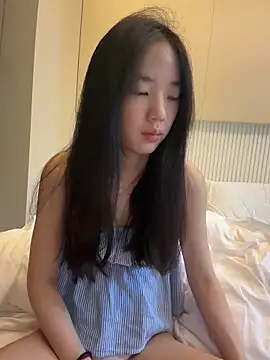 TinyBabe online show from 14, 4, 2026