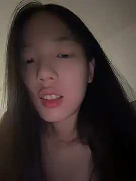 Snapshot of TinyBabe chatting on 8, 5, 2026 TinyBabe online show from 8, 5, 2026