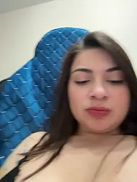 Snapshot of Lovynna chatting on 24, 5, 2026 Lovynna online show from 24, 5, 2026
