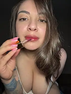 Snapshot of Lovynna chatting on 21, 5, 2026 Lovynna online show from 21, 5, 2026