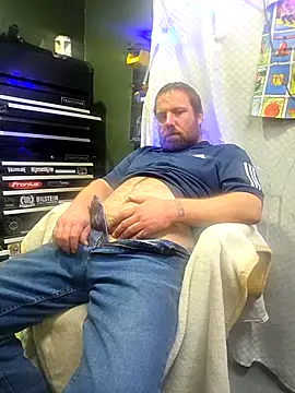 Snapshot of Txweld69 chatting on 12, 1, 2026 Txweld69 online show from 12, 1, 2026