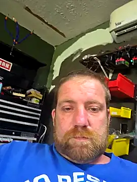 Snapshot of Txweld69 chatting on 23, 11, 2025 Txweld69 online show from 23, 11, 2025