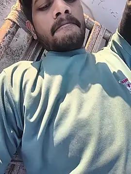 Snapshot of Ritik143jhil chatting on 19, 12, 2025 Ritik143jhil online show from 19, 12, 2025