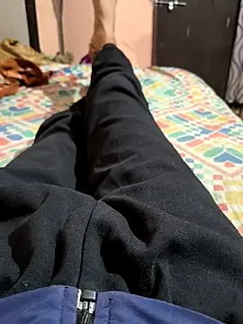 Snapshot of Ritik143jhil chatting on 13, 11, 2025 Ritik143jhil online show from 13, 11, 2025