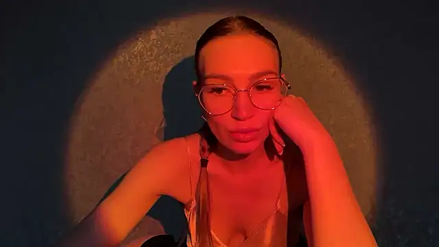 lisababy a online show from 13, 11, 2025