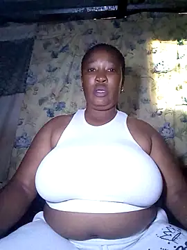 MissMoyo online show from 18, 11, 2025