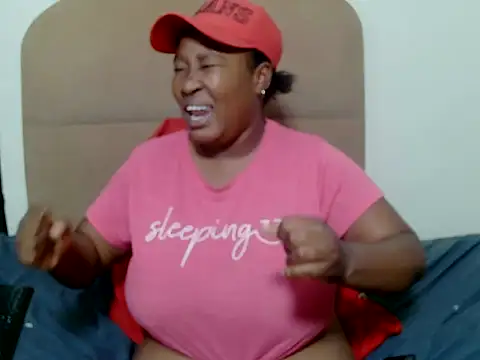 MissMoyo online show from 22, 12, 2025