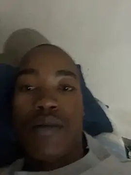 Snapshot of Boytoy_BigD chatting on 14, 11, 2025 Boytoy BigD online show from 14, 11, 2025