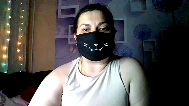 honey sweet couple online show from 19, 12, 2025