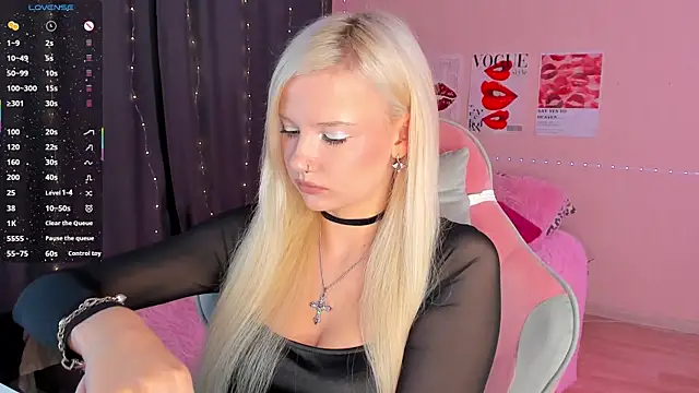 Snapshot of murmurmiace chatting on 28, 11, 2025 murmurmiace online show from 28, 11, 2025