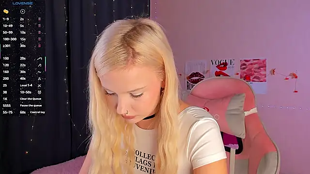 Snapshot of murmurmiace chatting on 21, 11, 2025 murmurmiace online show from 21, 11, 2025