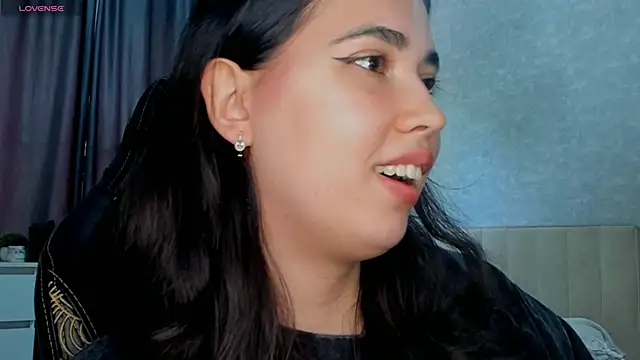 Snapshot of Diara_1an chatting on 5, 5, 2026 Diara 1an online show from 5, 5, 2026