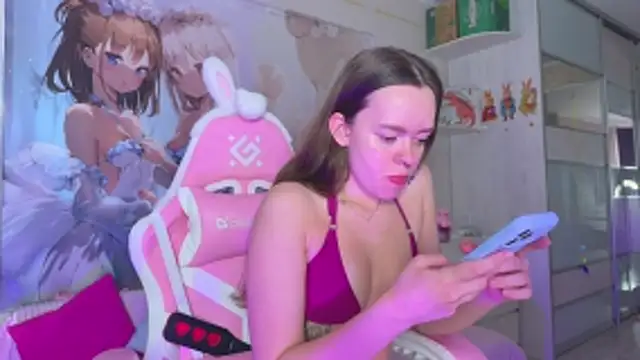 Snapshot of CheekySashaCharm chatting on 11, 5, 2026 CheekySashaCharm online show from 11, 5, 2026