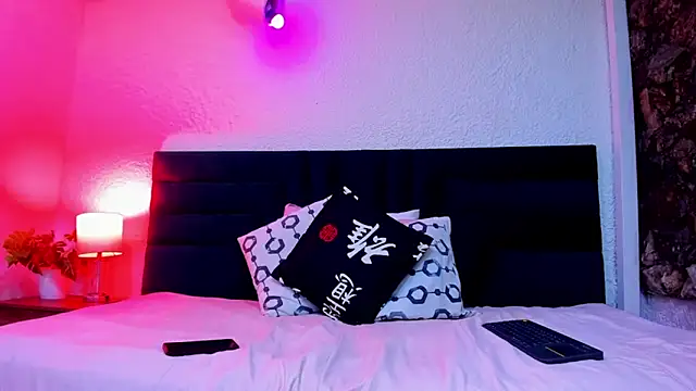 VictoriaRouge  online show from 7, 3, 2026