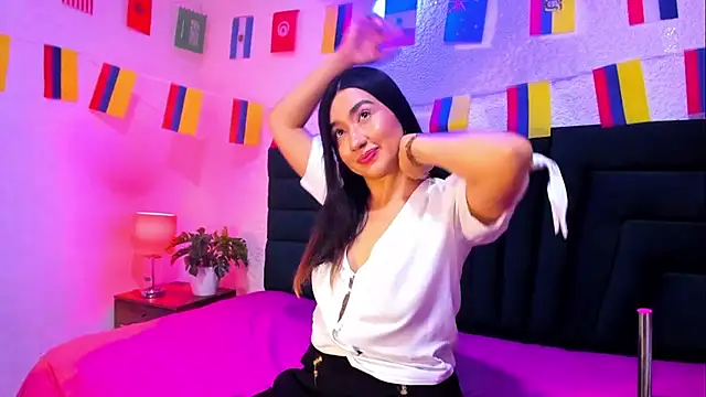 VictoriaRouge  online show from 12, 7, 2026