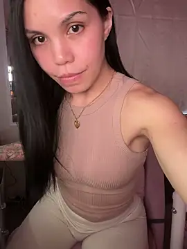 sweetrosegirlxoxo online show from 18, 11, 2025