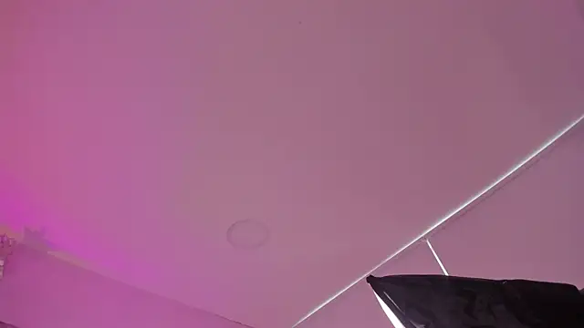 Snapshot of GabrielaSuarez_ chatting on 9, 5, 2026 GabrielaSuarez online show from 9, 5, 2026