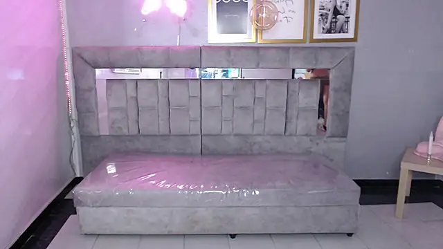 Evy Luxx v online show from 27, 11, 2025