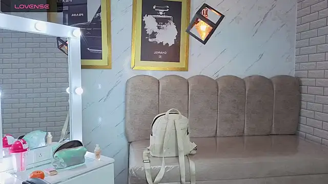 Evy Luxx v online show from 27, 2, 2026