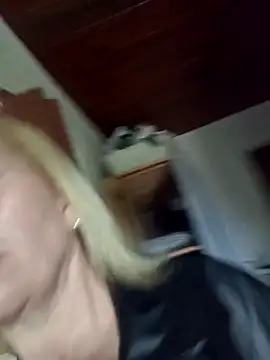 SexyMilf1211 online show from 17, 3, 2026