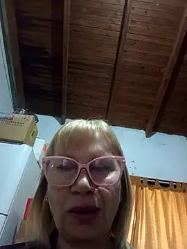 Snapshot of SexyMilf1211 chatting on 26, 4, 2026 SexyMilf1211 online show from 26, 4, 2026