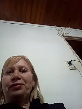 Snapshot of SexyMilf1211 chatting on 2, 5, 2026 SexyMilf1211 online show from 2, 5, 2026