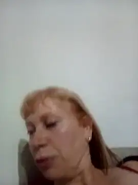 Snapshot of SexyMilf1211 chatting on 6, 5, 2026 SexyMilf1211 online show from 6, 5, 2026