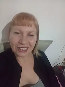 Snapshot of SexyMilf1211 chatting on 24, 5, 2026 SexyMilf1211 online show from 24, 5, 2026