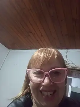 Snapshot of SexyMilf1211 chatting on 21, 5, 2026 SexyMilf1211 online show from 21, 5, 2026