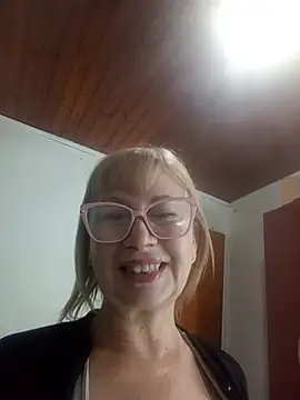 SexyMilf1211 online show from 22, 7, 2026