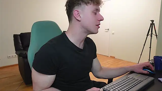 Charles Dreams online show from 3, 4, 2026