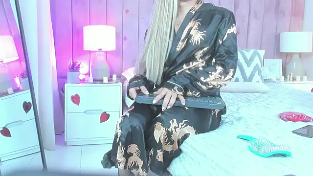 Valentino moretti online show from 20, 2, 2026