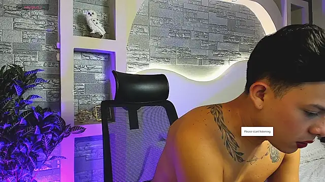 Snapshot of Valentino_moretti chatting on 26, 11, 2025 Valentino moretti online show from 26, 11, 2025