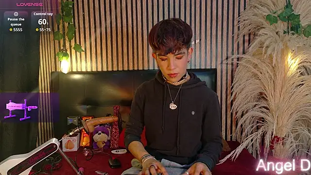 Angeldust19 online show from 15, 3, 2026