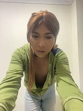 Hopemoretti online show from 2, 12, 2025