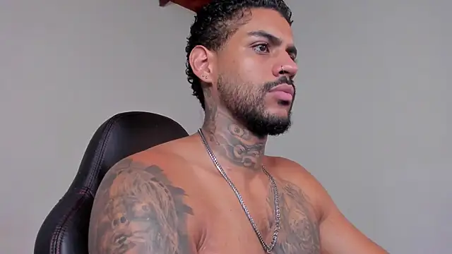 LuigiVitale 1 online show from 19, 12, 2025