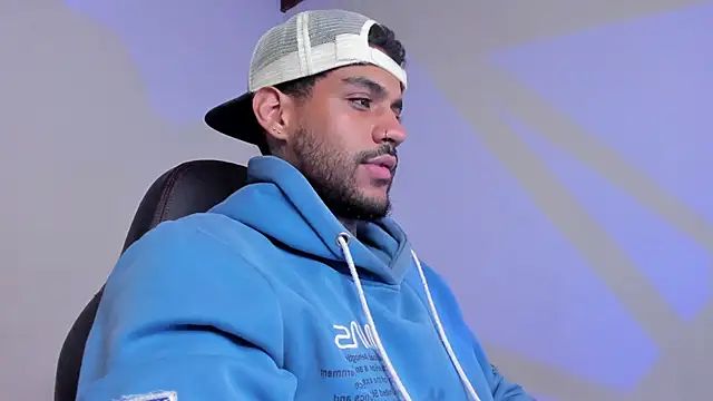 LuigiVitale 1 online show from 26, 11, 2025