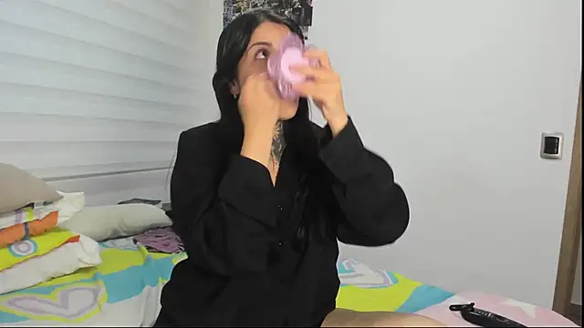 Lia levine online show from 27, 3, 2026