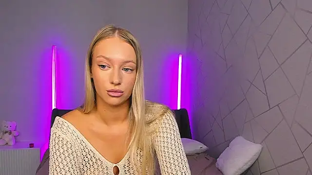 Snapshot of elldiana chatting on 13, 6, 2026 elldiana online show from 13, 6, 2026