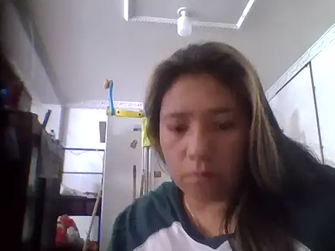 Snapshot of marcelaxxxl chatting on 23, 11, 2025 marcelaxxxl online show from 23, 11, 2025