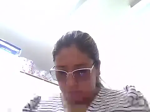 Snapshot of marcelaxxxl chatting on 25, 11, 2025 marcelaxxxl online show from 25, 11, 2025