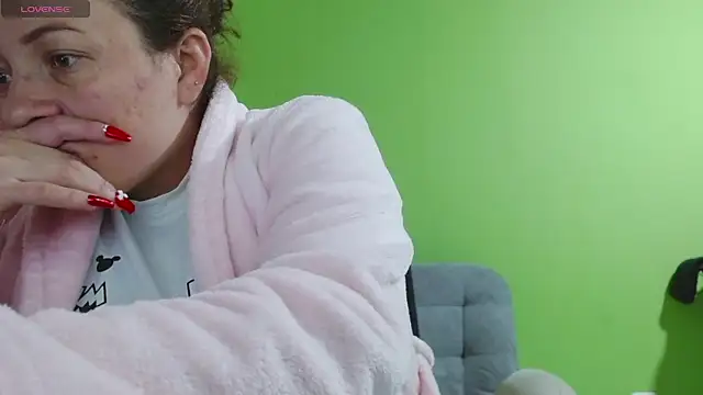 Rouse hot  online show from 22, 4, 2026