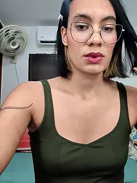 Mia saaenz online show from 17, 11, 2025