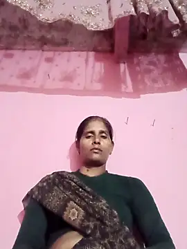 Snapshot of Pirvesh_singh chatting on 28, 11, 2025 Pirvesh singh online show from 28, 11, 2025