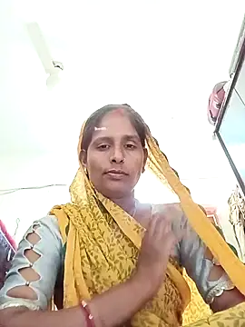 Snapshot of Pirvesh_singh chatting on 15, 11, 2025 Pirvesh singh online show from 15, 11, 2025